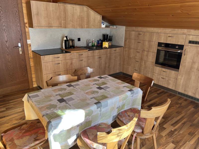 Villa Haus Weideli, Dammstrasse 7 à Saas-Grund Extérieur photo