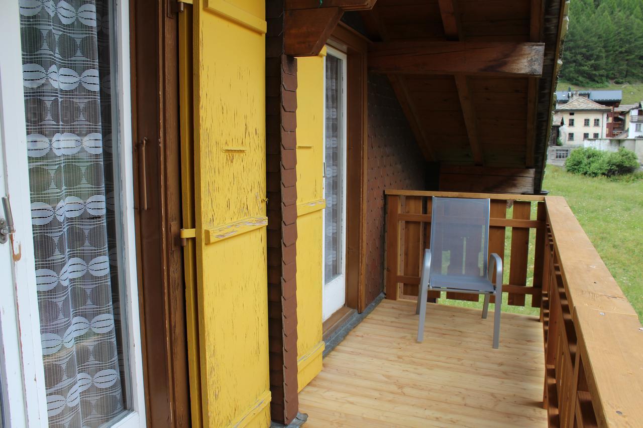 Villa Haus Weideli, Dammstrasse 7 à Saas-Grund Extérieur photo
